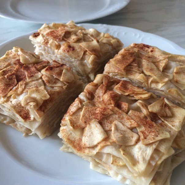 Яблочно-медовый десерт из лаваша без выпечки: максимум пользы и вкуса! на 100грамм - 96.12 ккалБ/Ж/У ...