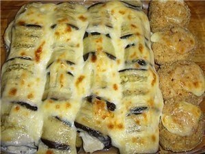 Рулетики из баклажан. Баклажаны - 3 шт. длинненькие, не толстенькие Филе куриное - 300 г. Яйцо сырое ... - 8