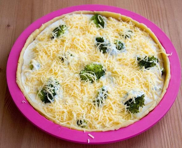 Киш с молодыми овощами.Нам потребуется: Для теста: мука — 250 гяйцо — 1 шт.масло сливочное — 100 ... - 7