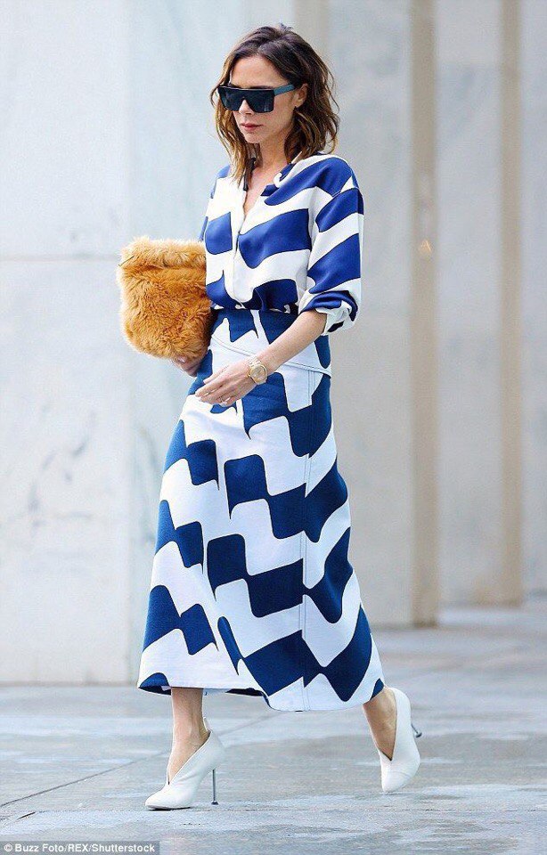  .    (. Victoria Caroline Beckham),  ... - 3