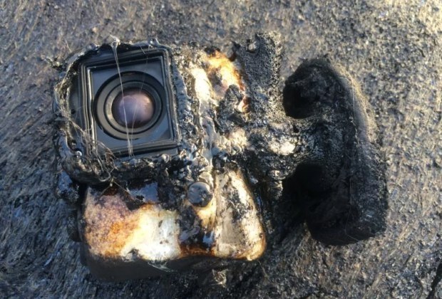 Камера утонула в лаве и продолжила работать.Экшен-камеру GoPro накрыло потоком лавы, однако она ...