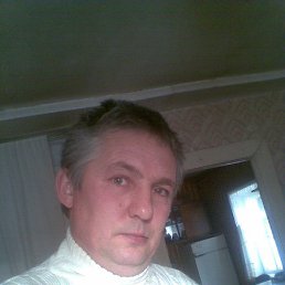 Михаил, 55, Киров
