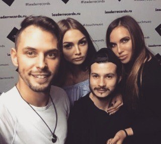 Work time [club4060752|@itouchmusic] & https://fotostrana.ru/away?to=/sl/XZE    ,  ...