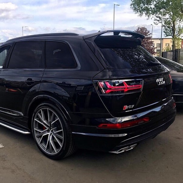  Audi SQ7