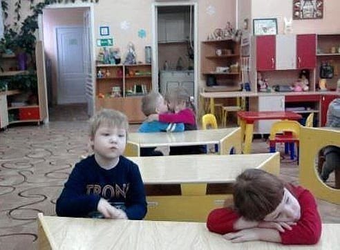 ))     ))