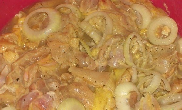 Куриный шашлык с картошкой в духовке.Ингредиенты:Филе куриное (из бедра) — 1,5 кгЛук репчатый — 4 ... - 2