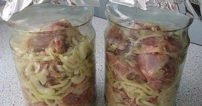 Такой вкусной и сочной курочки Вы не пробовали…а, аромат сведет с ума! Ингредиенты: Курица — около 2 ...