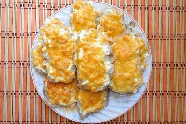 Мясо по-французски в духовке. Ингредиенты: мясо – 500 гр. (я беру свиную вырезку – аккуратненький ...