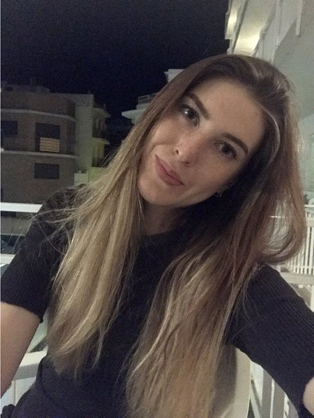 �����