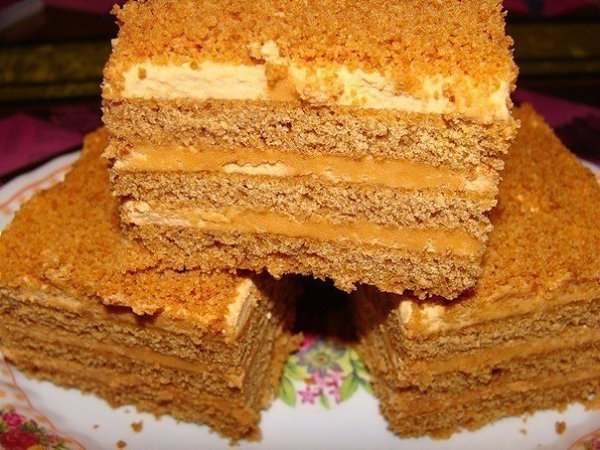 ТОП-6 РЕЦЕПТОВ МЕДОВИКА.1) КЛАССИЧЕСКИЙ МЕДОВИКИНГРЕДИЕНТЫ: 350 г муки. 200 г сахара пескового. 130 ... - 4