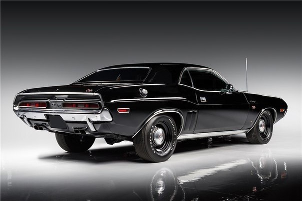 1971 Dodge Challenger - 2