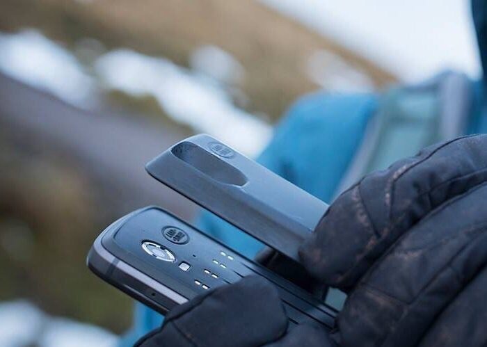 Представлен модульный защищенный смартфон Land Rover Explore.Британская автомобильная компания Land ...