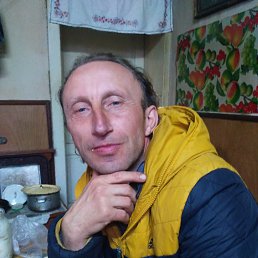 Иван, 45, Перечин