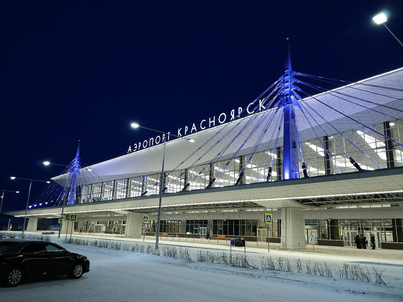 Крае аэропорт. Аэропорт Емельяново Красноярск. Емельяновский аэропорт Красноярск. Новый аэропорт Емельяново Красноярск. Старый аэропорт Красноярск Емельяново.