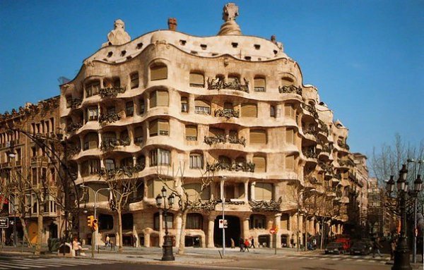 Барселона.Согласитесь, приятно делать выбор, зная, что он обречен на успех. Барселона, родной город ...