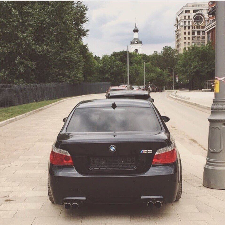  M5 E60