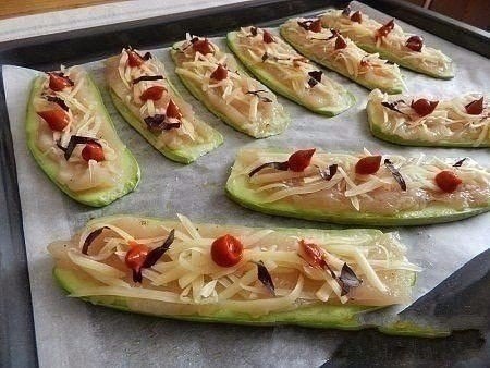 Суперские рулетики из кабачков с куриным мясом. Ингредиенты: -молодые кабачки (или цуккини) - 2 шт.; ... - 3