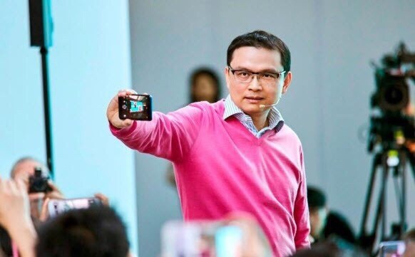 Глава подразделения смартфонов HTC покинул компанию.Президент подразделения HTC, которое занимается ...