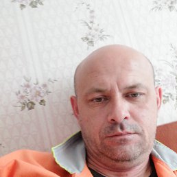 Valentin, , 52 