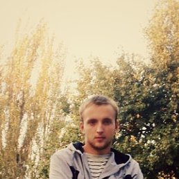 Александр, 28, Токмак