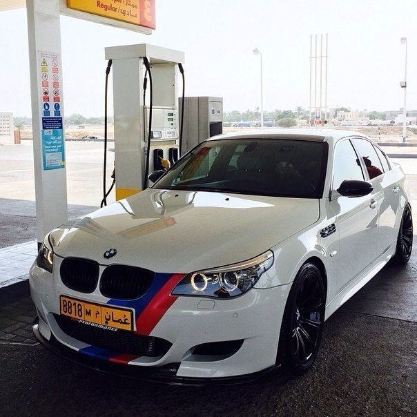 BMW M5 E60