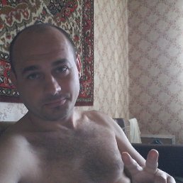 Maxim, 39, 