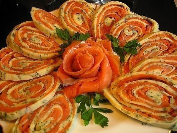 Закусочные рулеты из КРАСНОЙ РЫБЫ (6 рецептов): #закуска 1. Закуска «Нежность Дракона» Гости на ...