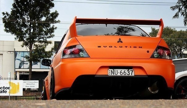 Mitsubishi Lancer Evolution VIII Orange Matte