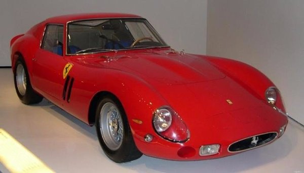 10 культовых автомобилей, ставших классикой автомобилестроения - 3