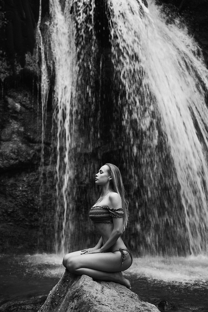 ph: [id180371594| ]