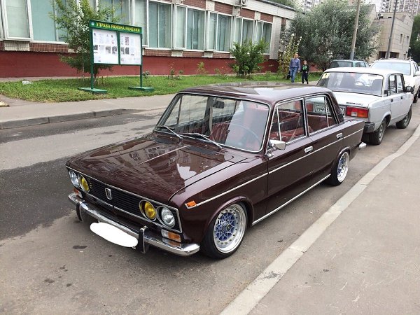 г. Москва.Сегодня 27.01.2018 г. вероятно всего вечером с автомобиля ВАЗ 2103 (я думаю многие знают ...