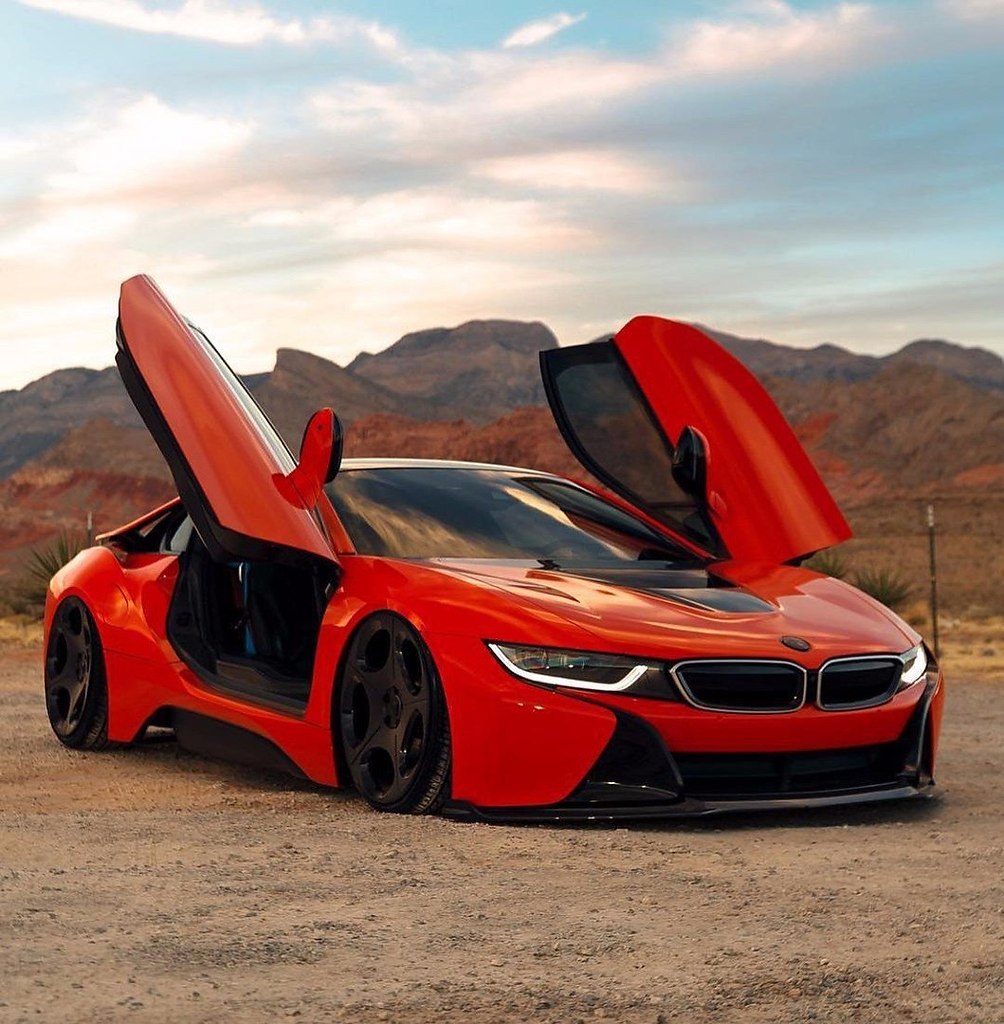 BMW i8