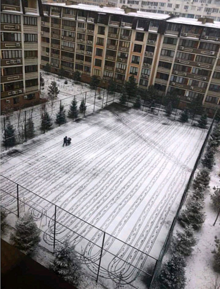  )