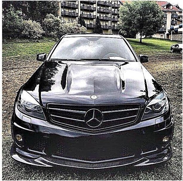Mercedes-Benz C63 AMG