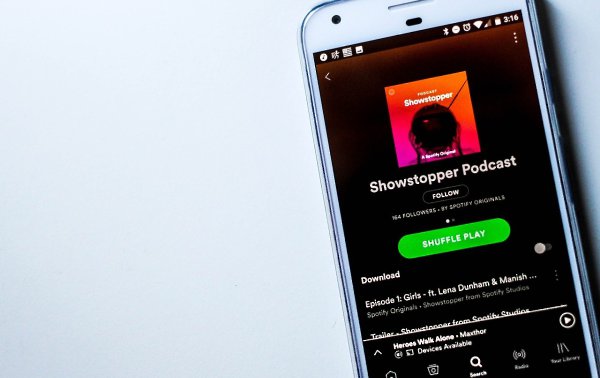 Утро воскресенья. К новостям: В приложении Spotify на Android появился русский язык. Источник TJ ...