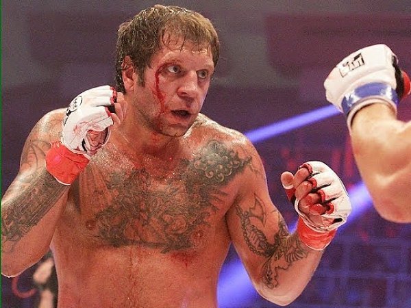 Александр Емельяненко объявил дату ближайшего боя - 10 мая на турнире «Битва на Волге 11».Имя ...