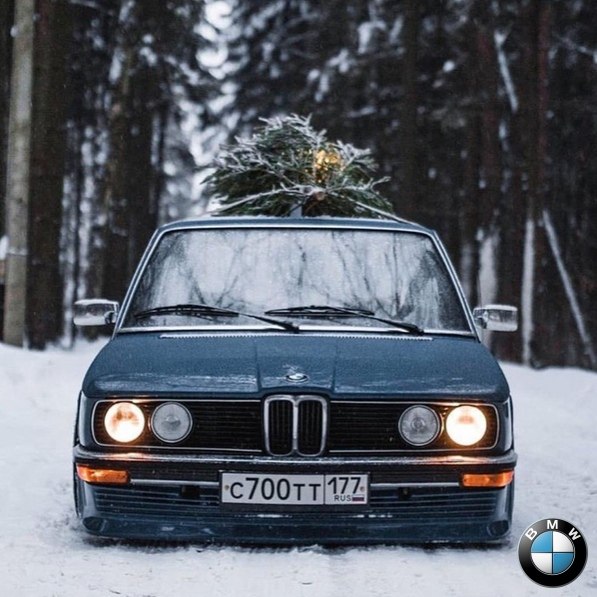 BMW 5 Series E12 - 2