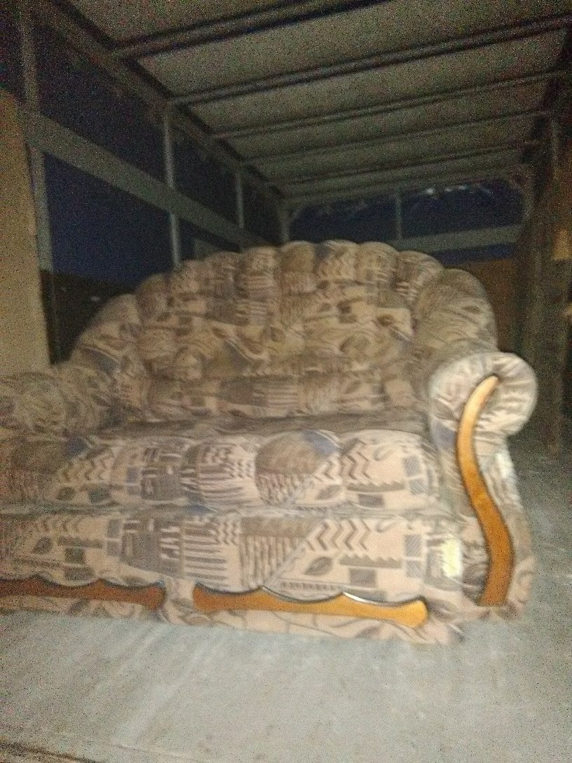  300/. 550/..89106116162