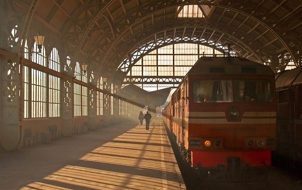 6 главных вокзалов Петербурга. Вокзал — место встреч и место расставаний. Место, откуда начинается ...
