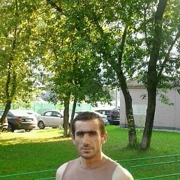 Артур, 47, Макаров