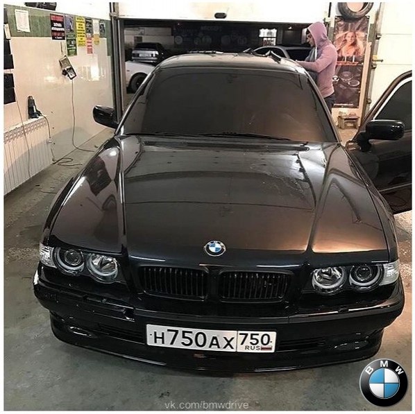  e.. BMW 38
