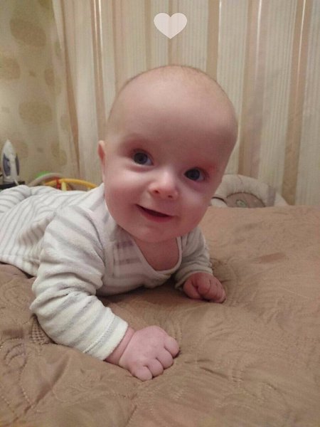 Если Бог дал дочку — значит хотел наградить! Если Бог дал сыночка — значит хотел защитить!