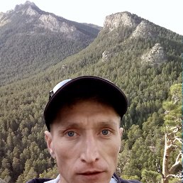 Yuriy, , 44 