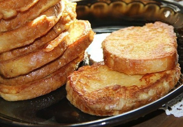Рецепт сырных гренок от Вероники Крамарь. Сырные гренки очень вкусные и на их приготовление ...