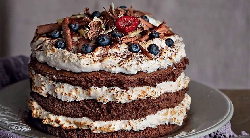 Ванильный торт.Ингредиенты 6 яиц 200 г сахара 40 г какао-порошка 1 ч. л. экстракта ванили щепотка ...