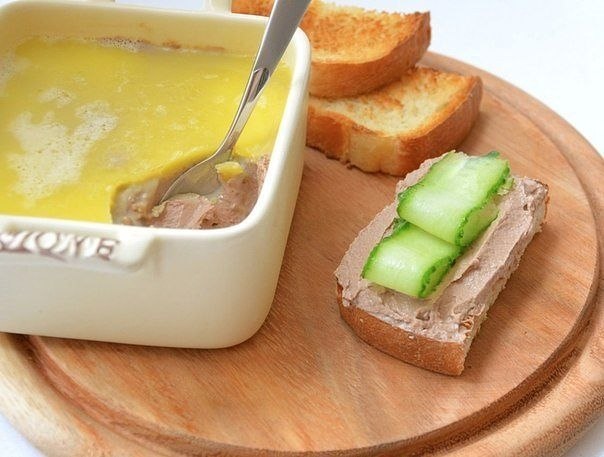 Паштет из куриной печени. У этого паштета из куриной печени много достоинств: он вкусный, недорогой ...