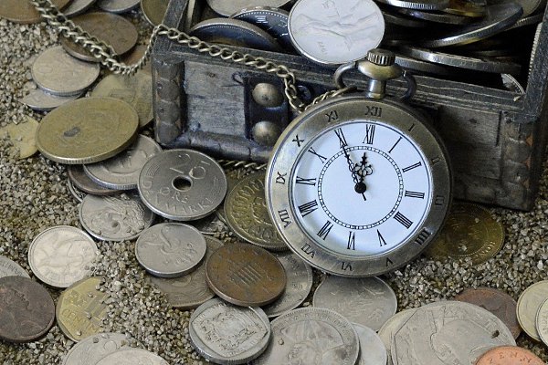 Притча о том, как надо работать.Работник зашел к хозяину и говорит: – Хозяин! Почему ты Ивану ...