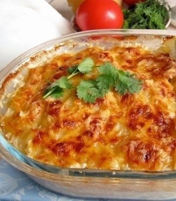 Курица по-царски. Калорийность на 100 г-170 ккал. Нам потребуется: 1 кг картофеля 3-4 луковицы 500 г ...