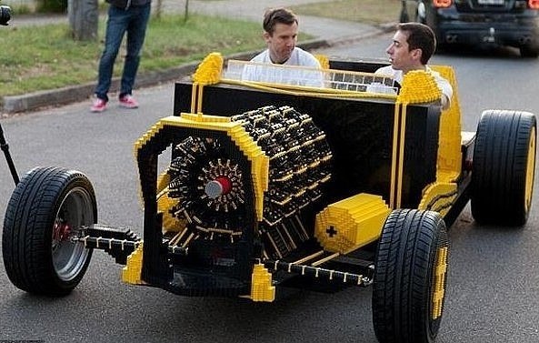     500 000  Lego.      18   !