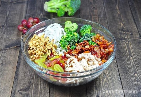 Очень вкусный салат с брокколи и курицей. .Хочу поделиться с вами рецептом очень вкусного салата с ... - 6